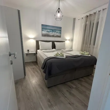 Apartment Center Nikolina *