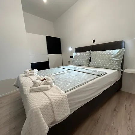 Center Nikolina Apartment Bol